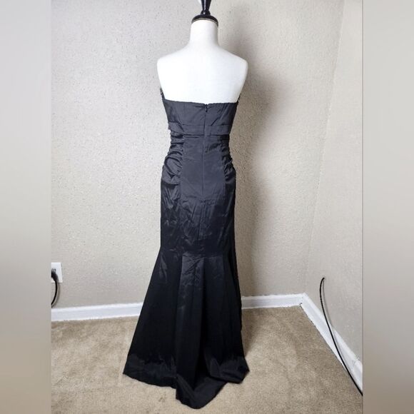 Xscape By Joanna Chen Strapless Ruched Long Mermaid Dress Black Size 8 - Picture 2 of 8